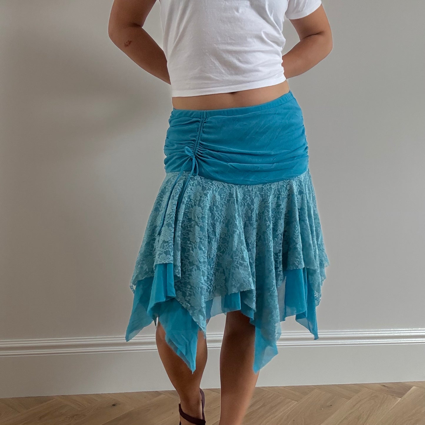 Blue handkerchief hem lace skirt