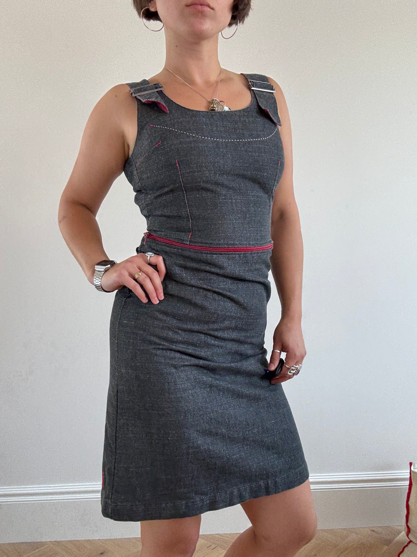 Navy Cop Copine dress with red zip